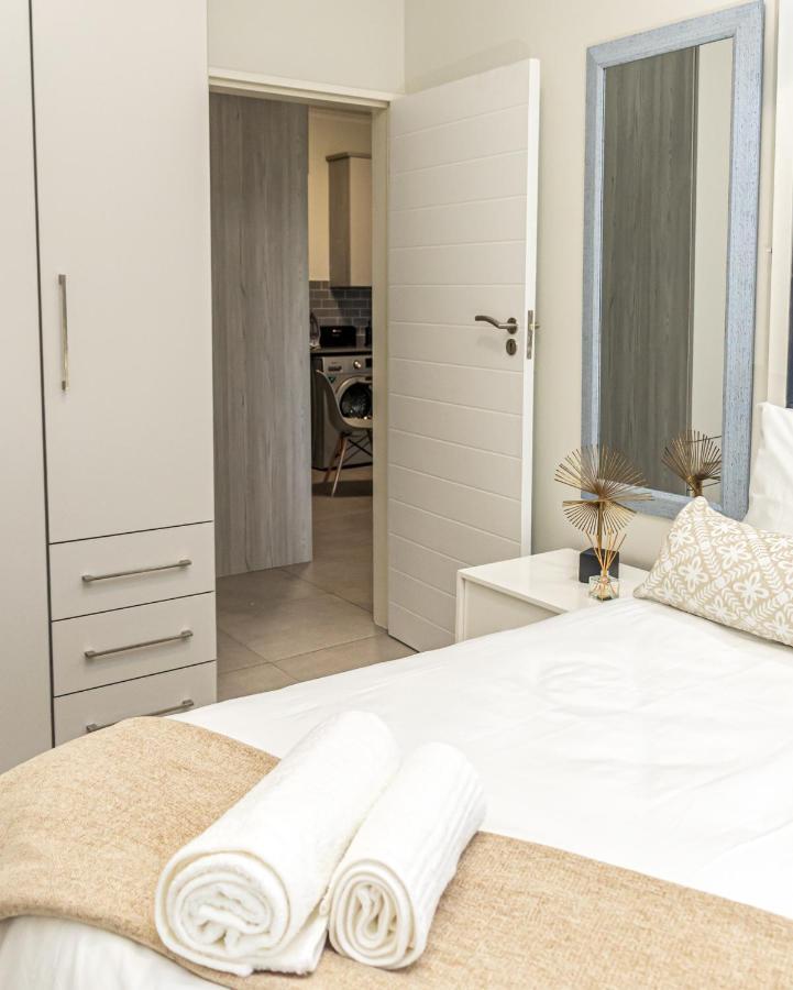 Fumo House Lifestyle Apartments Мідранд Екстер'єр фото