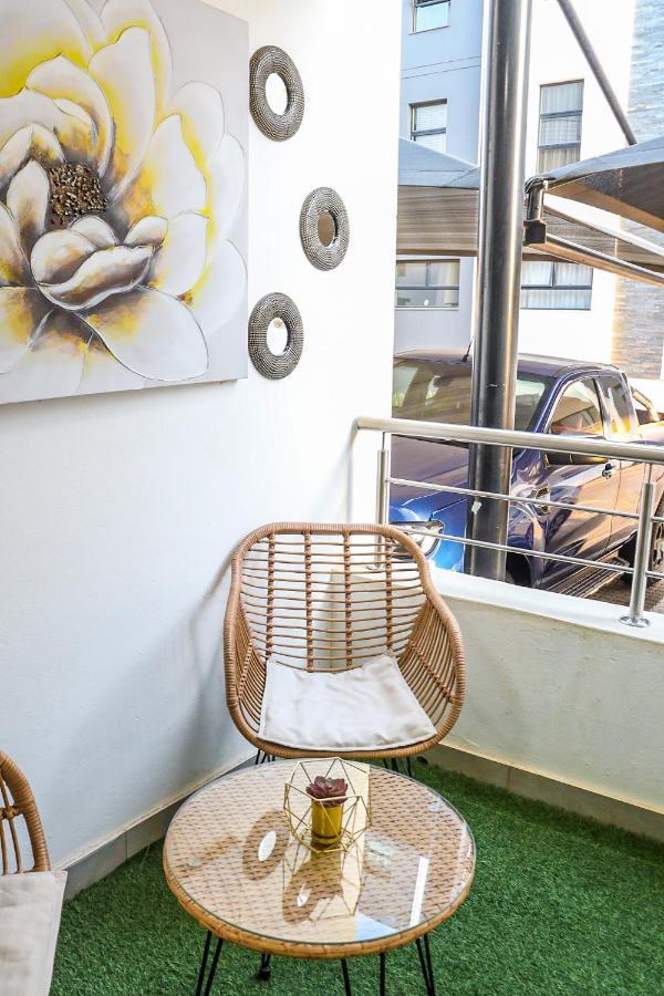 Fumo House Lifestyle Apartments Мідранд Екстер'єр фото